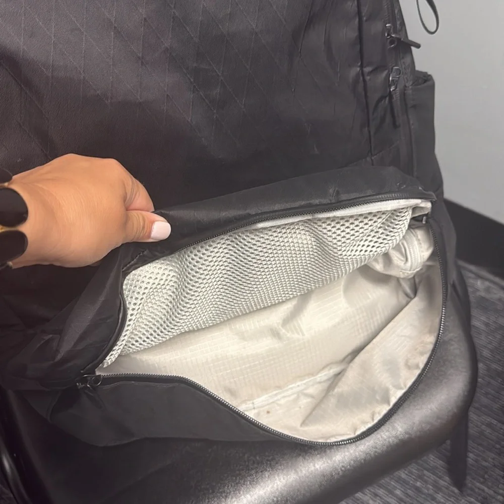 Tortuga Backpack - Picture 2 of 14